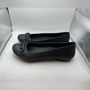 Crocs Gianna chain link black womens flats size 8